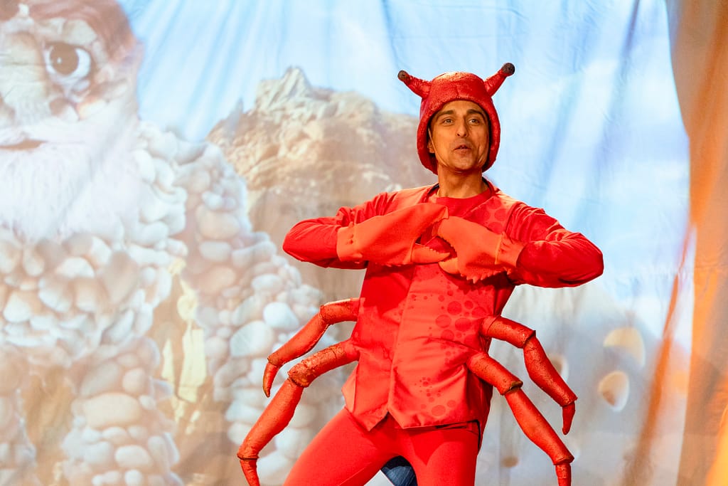 jackie WEB 24 25 58 Joyful education - jackie and the underworld- gillian apter y riccardo rigamonti