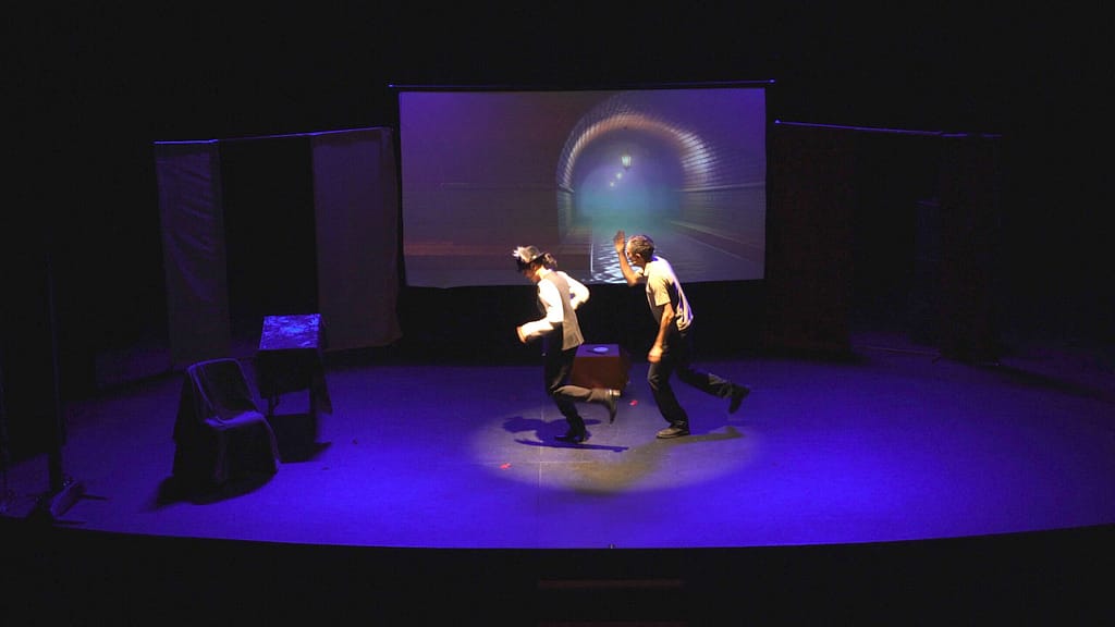Teatro con proyecciones - Sherlock Holmes de Joyful Education en el teatro Bernal de El Palmar, Murcia
