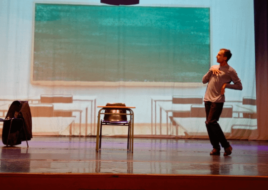 Angel2 Actor en All About Ángel unipersonal teatro sobre bullying